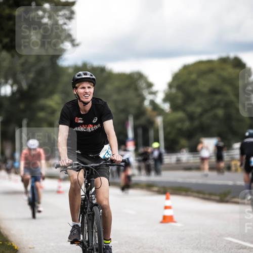 16.08.2026 - KN Förde Triathlon 2026 H.Heesch http://msf.ph/oto/9986179 16.08.2026 13:08:59 Radfahren 591, 600, 707, 709, 713, 714 meine-sportfotos.de