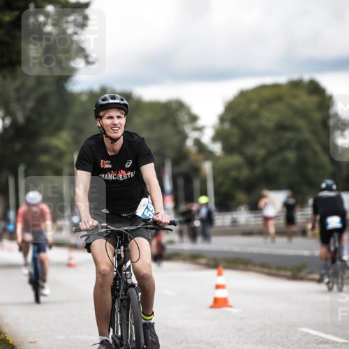 16.08.2026 - KN Förde Triathlon 2026 H.Heesch http://msf.ph/oto/9986181 16.08.2026 13:08:59 Radfahren 591, 600, 707, 709, 713, 714 meine-sportfotos.de