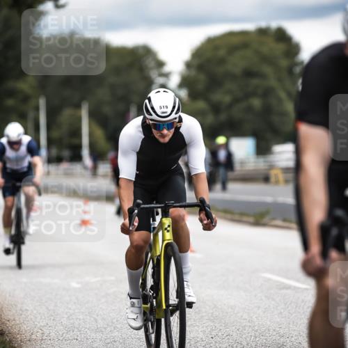 16.08.2026 - KN Förde Triathlon 2026 H.Heesch http://msf.ph/oto/9986225 16.08.2026 13:09:11 Radfahren 505, 519, 520, 522, 525, 551, 746 meine-sportfotos.de