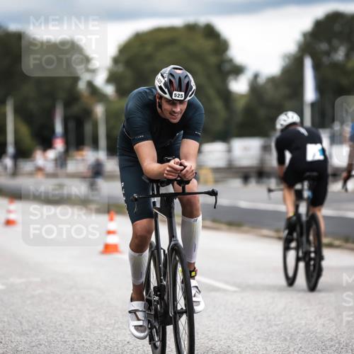 16.08.2026 - KN Förde Triathlon 2026 H.Heesch http://msf.ph/oto/9986247 16.08.2026 13:09:14 Radfahren 519, 520, 522, 525, 551 meine-sportfotos.de
