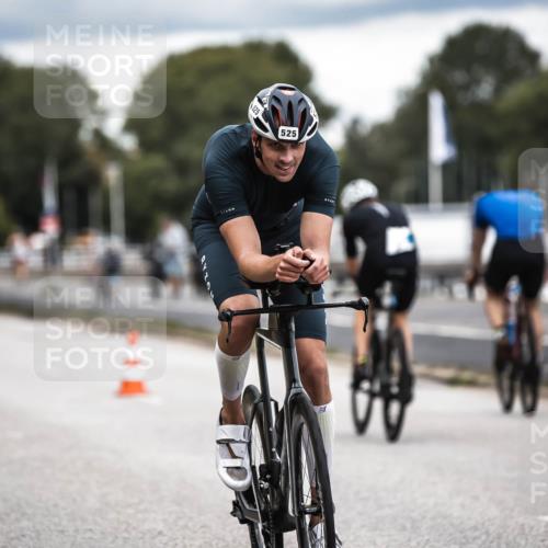 16.08.2026 - KN Förde Triathlon 2026 H.Heesch http://msf.ph/oto/9986250 16.08.2026 13:09:14 Radfahren 519, 520, 522, 525, 551 meine-sportfotos.de