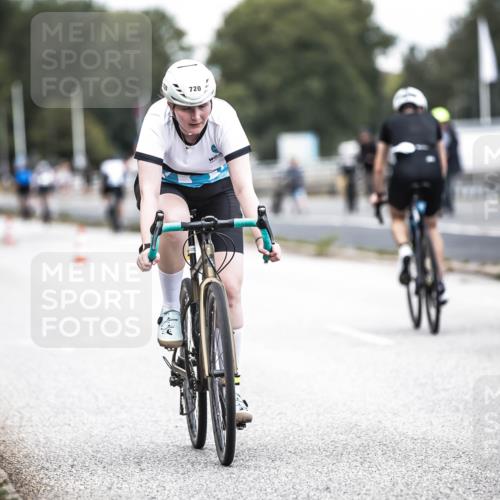 16.08.2026 - KN Förde Triathlon 2026 H.Heesch http://msf.ph/oto/9986257 16.08.2026 13:09:27 Radfahren 543, 720, 723 meine-sportfotos.de