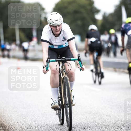 16.08.2026 - KN Förde Triathlon 2026 H.Heesch http://msf.ph/oto/9986261 16.08.2026 13:09:27 Radfahren 543, 720, 723 meine-sportfotos.de