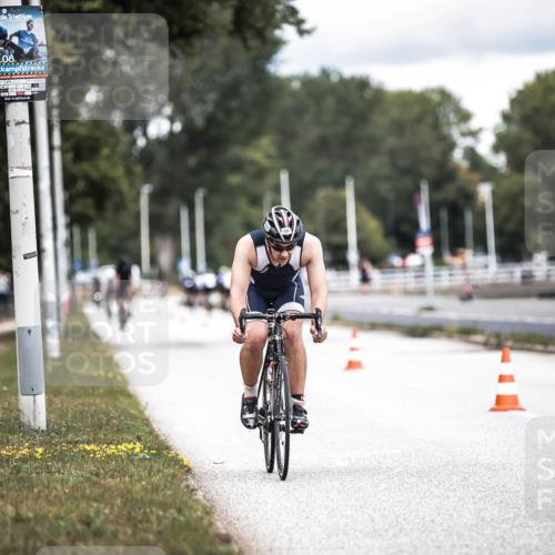 16.08.2026 - KN Förde Triathlon 2026 H.Heesch http://msf.ph/oto/9986293 16.08.2026 13:09:40 Radfahren 507, 702 meine-sportfotos.de