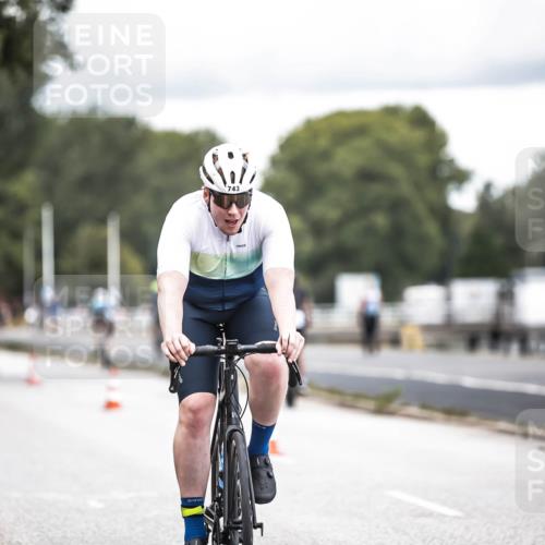 16.08.2026 - KN Förde Triathlon 2026 H.Heesch http://msf.ph/oto/9986363 16.08.2026 13:10:06 Radfahren 504, 524, 594, 595, 704, 743 meine-sportfotos.de