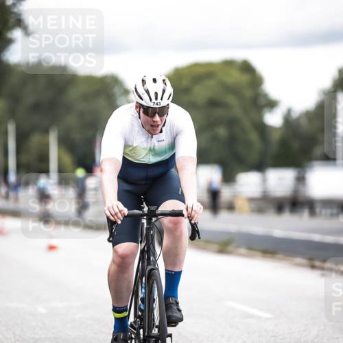 16.08.2026 - KN Förde Triathlon 2026 H.Heesch http://msf.ph/oto/9986366 16.08.2026 13:10:06 Radfahren 504, 524, 594, 595, 704, 743 meine-sportfotos.de