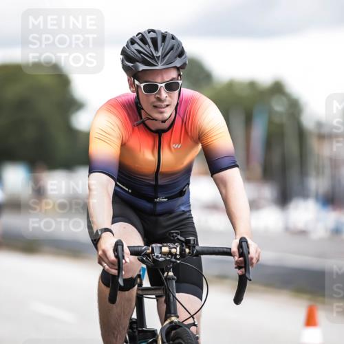 16.08.2026 - KN Förde Triathlon 2026 H.Heesch http://msf.ph/oto/9986437 16.08.2026 13:10:18 Radfahren 592, 710 meine-sportfotos.de