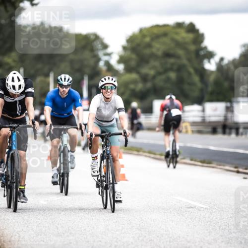 16.08.2026 - KN Förde Triathlon 2026 H.Heesch http://msf.ph/oto/9986475 16.08.2026 13:10:51 Radfahren 590, 602, 607, 722, 733, 747 meine-sportfotos.de