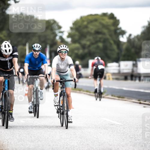 16.08.2026 - KN Förde Triathlon 2026 H.Heesch http://msf.ph/oto/9986476 16.08.2026 13:10:51 Radfahren 590, 602, 607, 722, 733, 747 meine-sportfotos.de