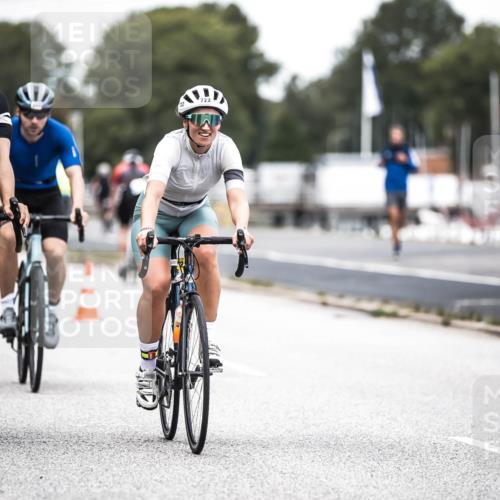 16.08.2026 - KN Förde Triathlon 2026 H.Heesch http://msf.ph/oto/9986488 16.08.2026 13:10:52 Radfahren 590, 602, 607, 722 meine-sportfotos.de