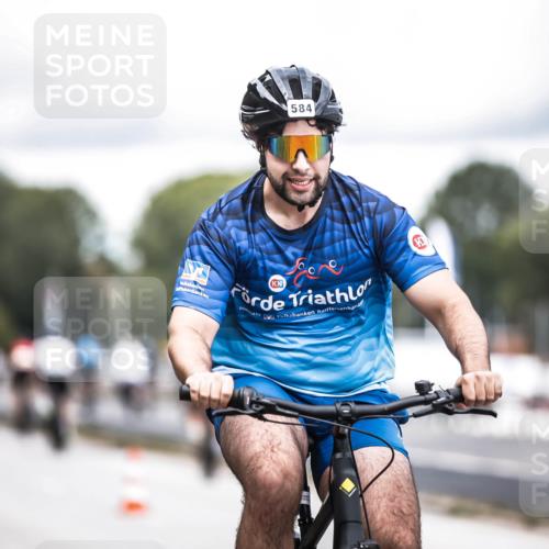 16.08.2026 - KN Förde Triathlon 2026 H.Heesch http://msf.ph/oto/9986575 16.08.2026 13:11:13 Radfahren 577, 584, 706 meine-sportfotos.de