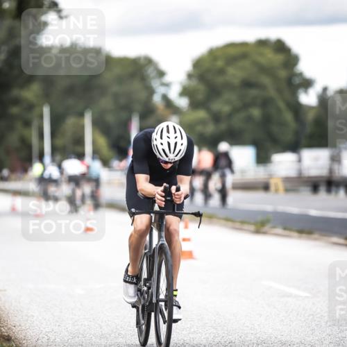 16.08.2026 - KN Förde Triathlon 2026 H.Heesch http://msf.ph/oto/9986577 16.08.2026 13:11:15 Radfahren 577, 584, 706 meine-sportfotos.de