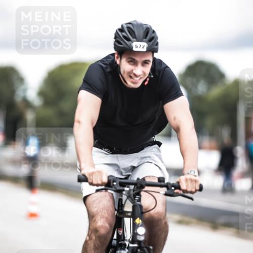 16.08.2026 - KN Förde Triathlon 2026 H.Heesch http://msf.ph/oto/9986614 16.08.2026 13:11:22 Radfahren 572, 576, 604, 608, 703, 716 meine-sportfotos.de