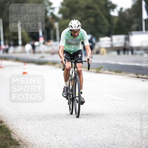 16.08.2026 - KN Förde Triathlon 2026 H.Heesch http://msf.ph/oto/9986708 16.08.2026 13:11:48 Radfahren 522, 702 meine-sportfotos.de