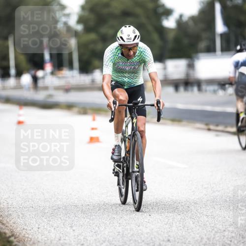16.08.2026 - KN Förde Triathlon 2026 H.Heesch http://msf.ph/oto/9986712 16.08.2026 13:11:48 Radfahren 522, 702 meine-sportfotos.de