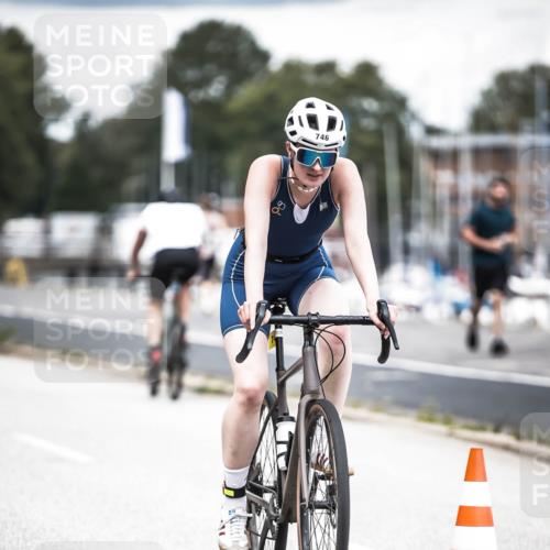 16.08.2026 - KN Förde Triathlon 2026 H.Heesch http://msf.ph/oto/9986748 16.08.2026 13:12:07 Radfahren 512, 555, 578, 589, 705, 726, 729, 739, 746 meine-sportfotos.de