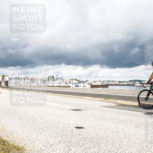 16.08.2026 - KN Förde Triathlon 2026 H.Heesch http://msf.ph/oto/9986765 16.08.2026 12:55:00 Radfahren 196, 504, 586, 721 meine-sportfotos.de