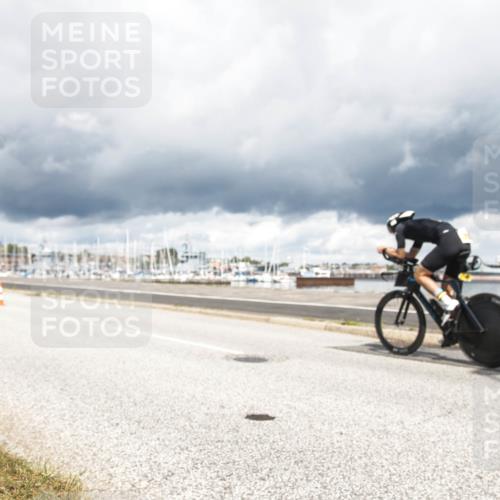 16.08.2026 - KN Förde Triathlon 2026 H.Heesch http://msf.ph/oto/9986773 16.08.2026 12:55:20 Radfahren 502, 514, 572, 587, 711 meine-sportfotos.de