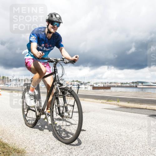 16.08.2026 - KN Förde Triathlon 2026 H.Heesch http://msf.ph/oto/9986784 16.08.2026 12:55:32 Radfahren 526, 535, 580, 720 meine-sportfotos.de