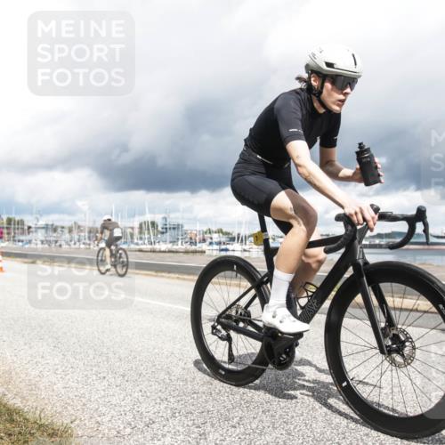 16.08.2026 - KN Förde Triathlon 2026 H.Heesch http://msf.ph/oto/9986904 16.08.2026 12:58:38 Radfahren 528, 540, 552, 611, 704, 714 meine-sportfotos.de