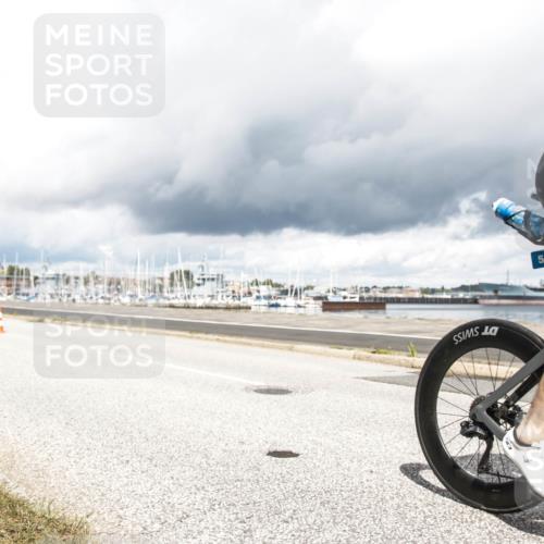 16.08.2026 - KN Förde Triathlon 2026 H.Heesch http://msf.ph/oto/9986921 16.08.2026 12:58:55 Radfahren 521, 522, 725, 737 meine-sportfotos.de