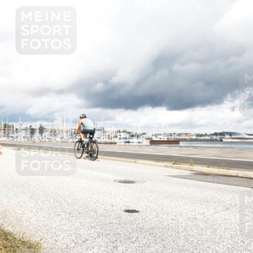 16.08.2026 - KN Förde Triathlon 2026 H.Heesch http://msf.ph/oto/9986984 16.08.2026 12:59:54 Radfahren 510, 553, 581, 599, 603, 605, 738 meine-sportfotos.de