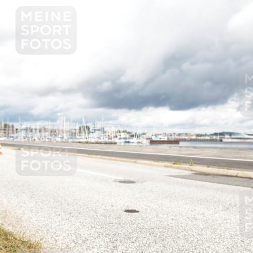 16.08.2026 - KN Förde Triathlon 2026 H.Heesch http://msf.ph/oto/9987008 16.08.2026 13:00:10 Radfahren 525, 559 meine-sportfotos.de