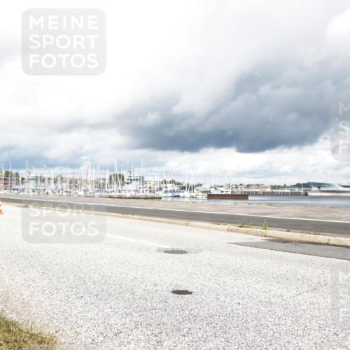 16.08.2026 - KN Förde Triathlon 2026 H.Heesch http://msf.ph/oto/9987021 16.08.2026 13:00:18 Radfahren 576, 732, 735 meine-sportfotos.de
