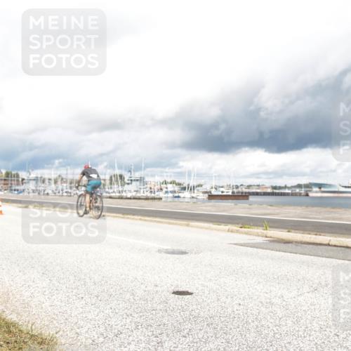 16.08.2026 - KN Förde Triathlon 2026 H.Heesch http://msf.ph/oto/9987073 16.08.2026 13:01:42 Radfahren 503, 575, 608, 703 meine-sportfotos.de