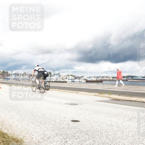 16.08.2026 - KN Förde Triathlon 2026 H.Heesch http://msf.ph/oto/9987084 16.08.2026 13:01:48 Radfahren 503, 532, 598, 608, 719, 733 meine-sportfotos.de