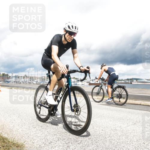 16.08.2026 - KN Förde Triathlon 2026 H.Heesch http://msf.ph/oto/9987121 16.08.2026 13:02:45 Radfahren 557, 701, 707 meine-sportfotos.de