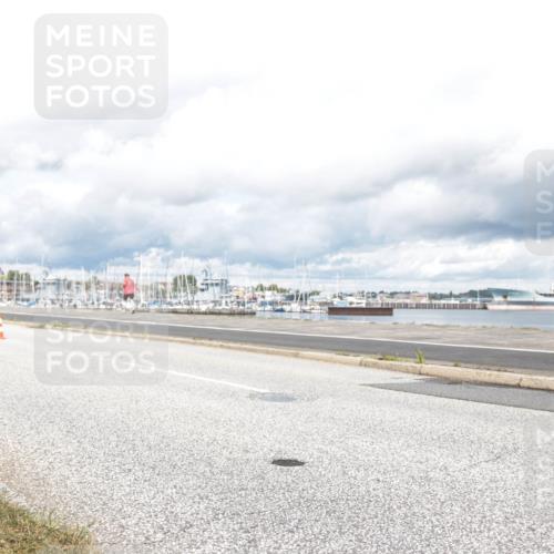 16.08.2026 - KN Förde Triathlon 2026 H.Heesch http://msf.ph/oto/9987201 16.08.2026 13:04:26 Radfahren 575, 583 meine-sportfotos.de