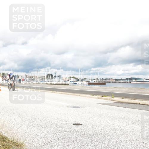 16.08.2026 - KN Förde Triathlon 2026 H.Heesch http://msf.ph/oto/9987242 16.08.2026 13:05:04 Radfahren 196, 502, 508, 708, 724, 740, 742 meine-sportfotos.de