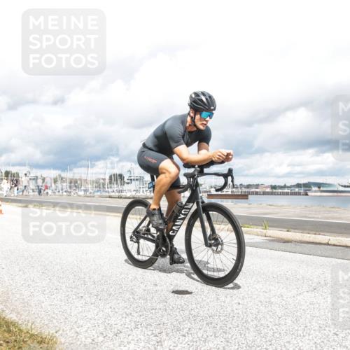 16.08.2026 - KN Förde Triathlon 2026 H.Heesch http://msf.ph/oto/9987246 16.08.2026 13:05:05 Radfahren 196, 502, 508, 708, 724, 740, 742 meine-sportfotos.de