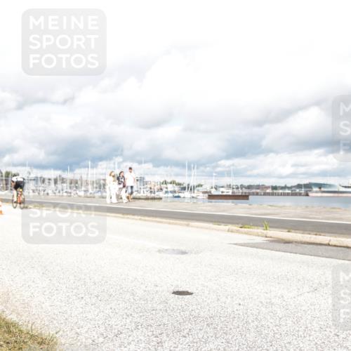 16.08.2026 - KN Förde Triathlon 2026 H.Heesch http://msf.ph/oto/9987265 16.08.2026 13:05:19 Radfahren 513, 540, 587, 611 meine-sportfotos.de