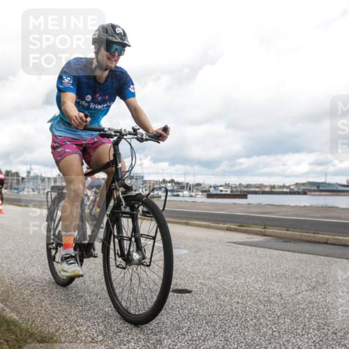 16.08.2026 - KN Förde Triathlon 2026 H.Heesch http://msf.ph/oto/9987306 16.08.2026 13:06:31 Radfahren 527, 545, 571, 580, 725 meine-sportfotos.de