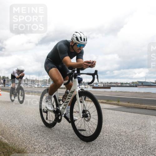16.08.2026 - KN Förde Triathlon 2026 H.Heesch http://msf.ph/oto/9987334 16.08.2026 13:07:29 Radfahren 196, 511, 513, 540, 605, 611, 718, 735 meine-sportfotos.de