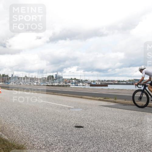 16.08.2026 - KN Förde Triathlon 2026 H.Heesch http://msf.ph/oto/9987352 16.08.2026 13:08:04 Radfahren 566, 579, 710 meine-sportfotos.de