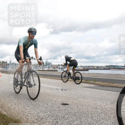 16.08.2026 - KN Förde Triathlon 2026 H.Heesch http://msf.ph/oto/9987378 16.08.2026 13:08:57 Radfahren 591, 600, 713, 714, 725 meine-sportfotos.de