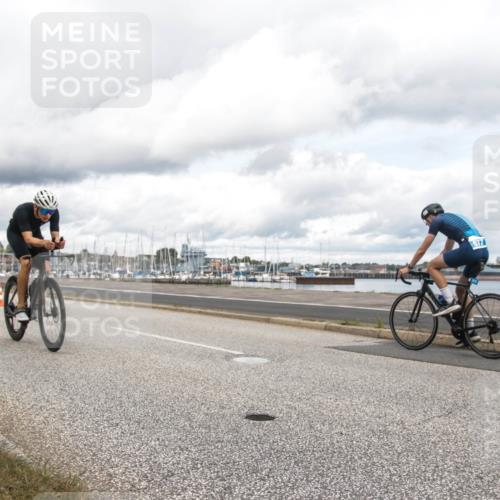 16.08.2026 - KN Förde Triathlon 2026 H.Heesch http://msf.ph/oto/9987440 16.08.2026 13:11:16 Radfahren 584, 706 meine-sportfotos.de