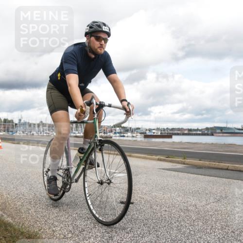 16.08.2026 - KN Förde Triathlon 2026 H.Heesch http://msf.ph/oto/9987444 16.08.2026 13:11:27 Radfahren 557, 576, 604, 608, 703, 716 meine-sportfotos.de