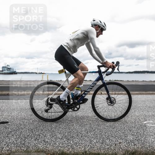 16.08.2026 - KN Förde Triathlon 2026 H.Heesch http://msf.ph/oto/9987525 16.08.2026 13:14:40 Radfahren 528, 533, 724, 726, 739 meine-sportfotos.de
