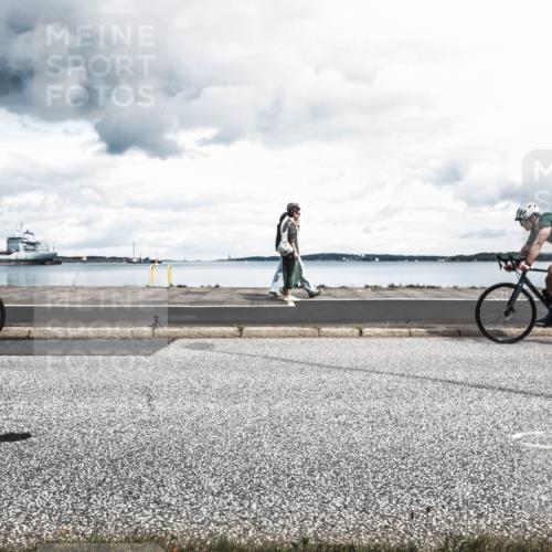 16.08.2026 - KN Förde Triathlon 2026 H.Heesch http://msf.ph/oto/9987613 16.08.2026 13:18:33 Radfahren 558, 607, 722 meine-sportfotos.de