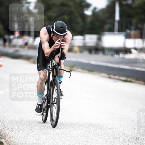 16.08.2026 - KN Förde Triathlon 2026 H.Heesch http://msf.ph/oto/9987989 16.08.2026 13:12:29 Radfahren 502, 550, 719 meine-sportfotos.de