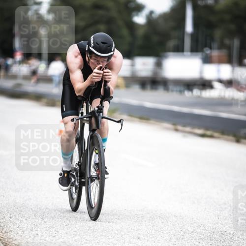 16.08.2026 - KN Förde Triathlon 2026 H.Heesch http://msf.ph/oto/9987990 16.08.2026 13:12:29 Radfahren 502, 550, 719 meine-sportfotos.de