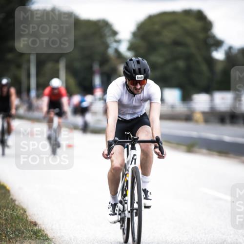 16.08.2026 - KN Förde Triathlon 2026 H.Heesch http://msf.ph/oto/9988074 16.08.2026 13:13:00 Radfahren 549, 556, 588, 601, 606, 733, 734 meine-sportfotos.de