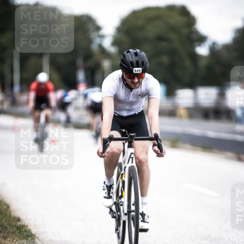 16.08.2026 - KN Förde Triathlon 2026 H.Heesch http://msf.ph/oto/9988076 16.08.2026 13:13:00 Radfahren 549, 556, 588, 601, 606, 733, 734 meine-sportfotos.de