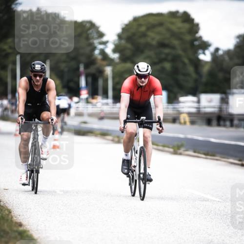 16.08.2026 - KN Förde Triathlon 2026 H.Heesch http://msf.ph/oto/9988085 16.08.2026 13:13:02 Radfahren 549, 556, 588, 601, 606, 733, 734 meine-sportfotos.de