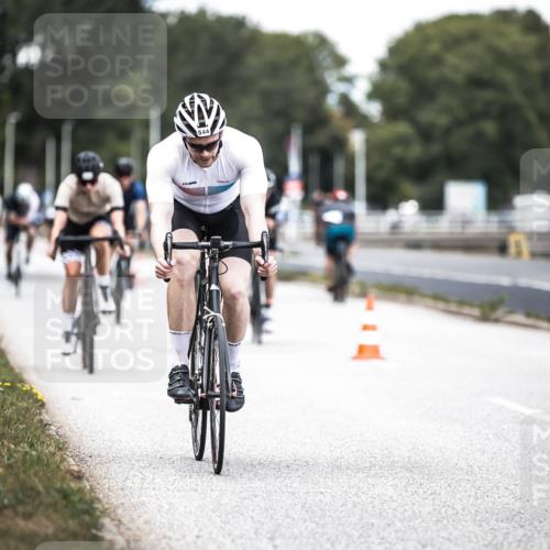 16.08.2026 - KN Förde Triathlon 2026 H.Heesch http://msf.ph/oto/9988105 16.08.2026 13:13:11 Radfahren 532, 534, 544, 706, 730, 742, 747 meine-sportfotos.de