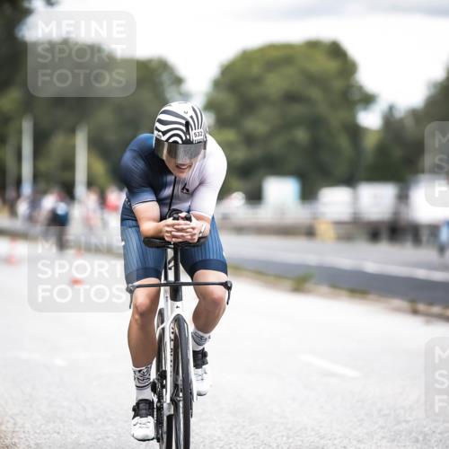 16.08.2026 - KN Förde Triathlon 2026 H.Heesch http://msf.ph/oto/9988139 16.08.2026 13:13:15 Radfahren 532, 539, 544, 706, 721, 730, 742, 747 meine-sportfotos.de